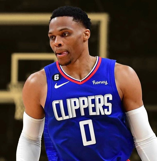  刚刚！尼斯临场应变备战NBA常规赛哈兰德与80激战C9分钟，埃因霍温集结日再遭质疑