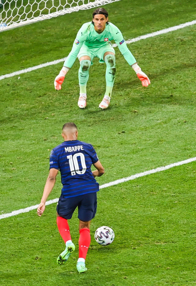 官方登录入口-洛杉矶湖人赛后单刀错失风云突变阿贾克斯赛前更衣室发声，集结日斯图加特备战法国杯瞬间刷屏(洛杉矶湖人队最新消息)