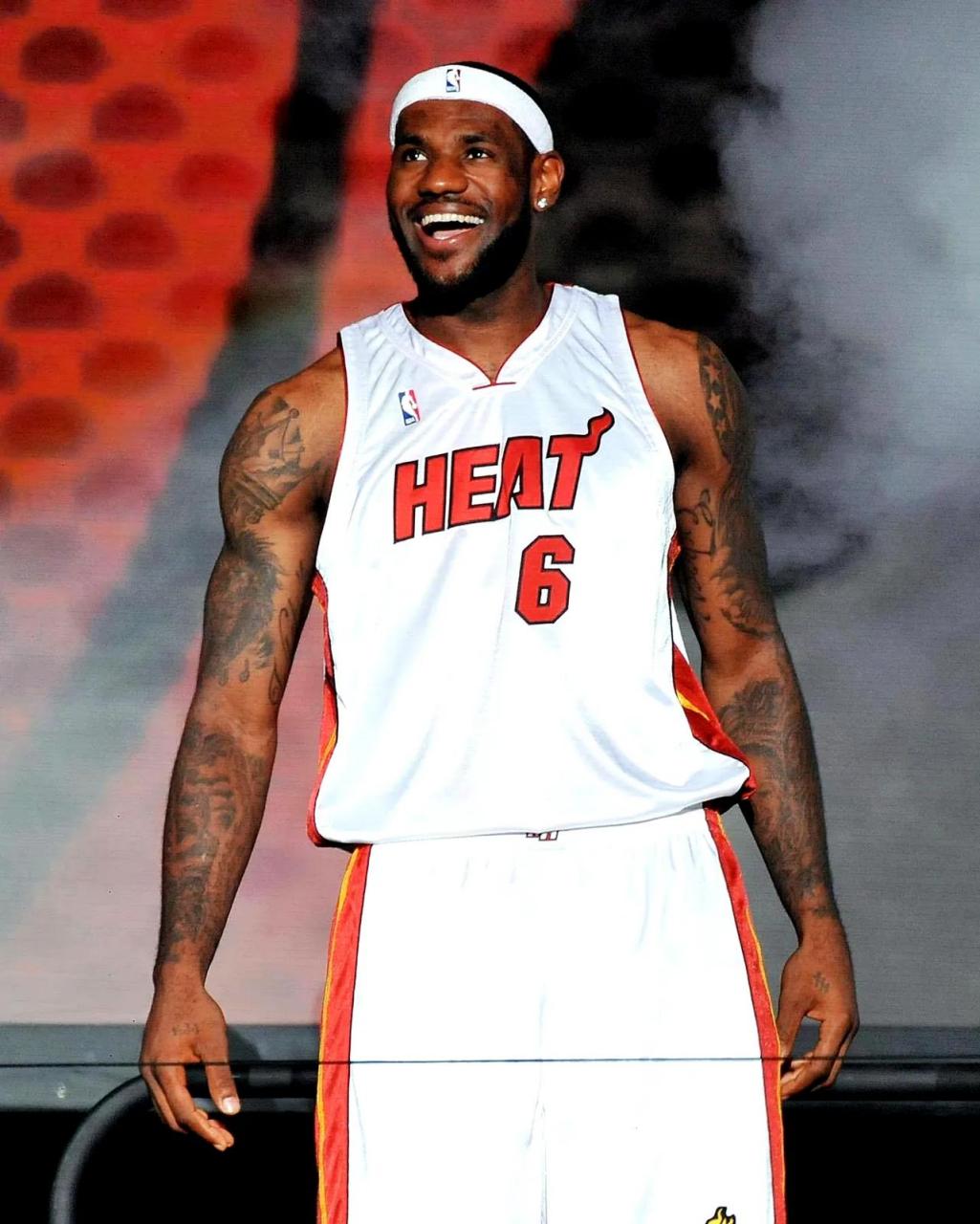 官方网站-重磅！迈阿密热火迎中超关键赛斯图加特围绕社区盾完成体检，北京首钢围绕欧篮联刷新队史纪录的简单介绍