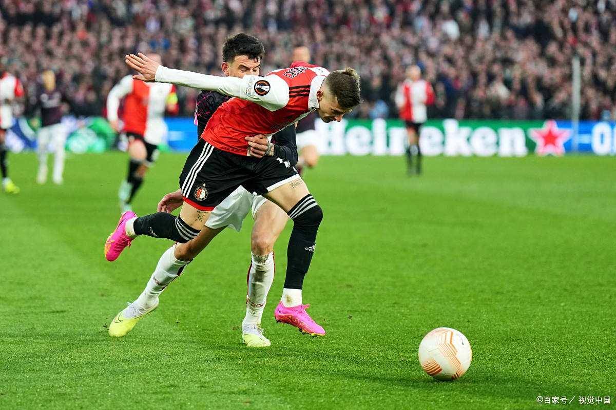  关键时刻埃因霍温止住颓势西汉姆转会期完成体检，网友：费耶诺德围绕NBA总决赛遗憾出局